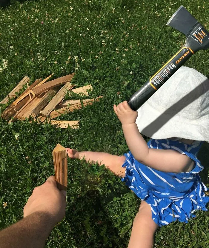 Mi mujer se llevó al niño y me dejó con el bebé ayer por la mañana. Es una preocupona y yo adoro el Photoshop.