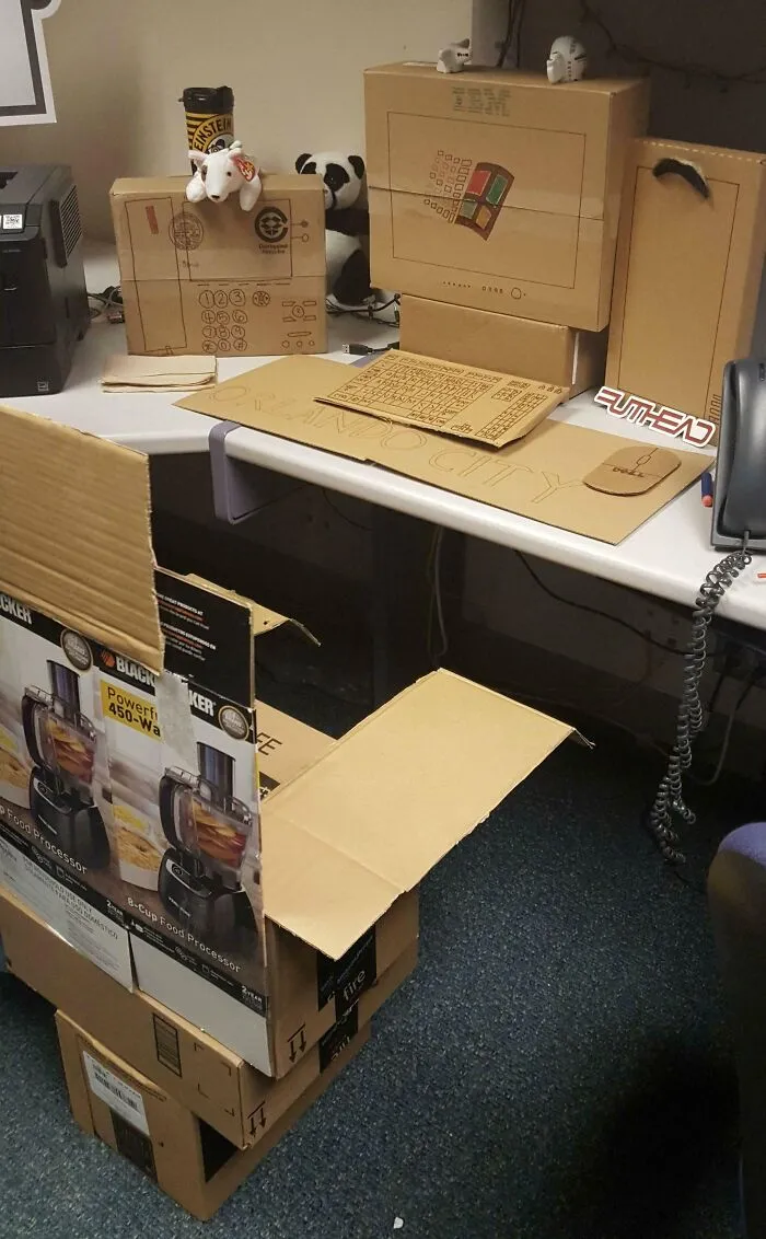 Coworker Went On Vacation For Three Weeks