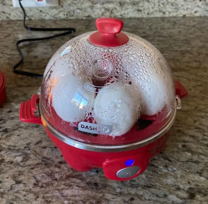Egg-Cellent News: This <a Style="Display:inline;" Href="Https://Www.amazon.com/Dash-Rapid-Egg-Cooker-Scrambled/Dp/B0d3w6xglr?ie=utf8&th=1&linkcode=ll1&tag=bpgazelle-20&linkid=7d2e186de9a9e31790ca45d95e7bdbe1&language=en_us&ref_=as_li_ss_tl" Target="_blank"><span Style="Font: Inherit; Color: #d74b1f;"> Rapid Egg Cooker</Span> Is Like A Egg-Whisperer, Cranking Out Perfectly Cooked Ovals In Record Time