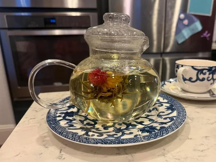 Steep Yourself In Serenity With A Soothing Cup Of <a Style="Display:inline;" Href="Https://Www.amazon.com/Fullchea-Flowering-Varieties-Delicious-Anniversary/Dp/B0bnkbv5rg?ie=utf8&th=1&linkcode=ll1&tag=bpbee-20&linkid=fa80083da41e46b3981bb71e6cb85ff5&language=en_us&ref_=as_li_ss_tl" Target="_blank"><span Style="Font: Inherit; Color: #d74b1f;"> Flower Teas </Span> That Will Transport You To A Field Of Tranquility With Every Delicate Sip