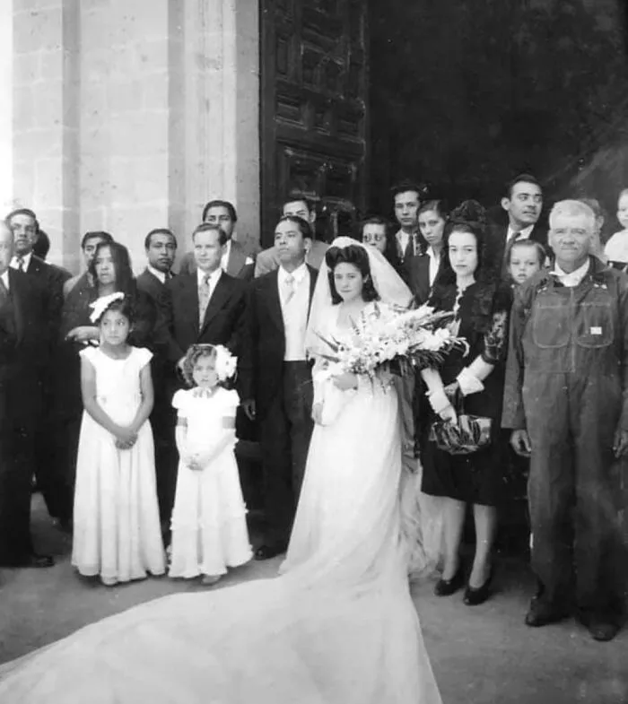 40 Vintage Wedding Photos That Remind Us Love Never Goes Out Of Style