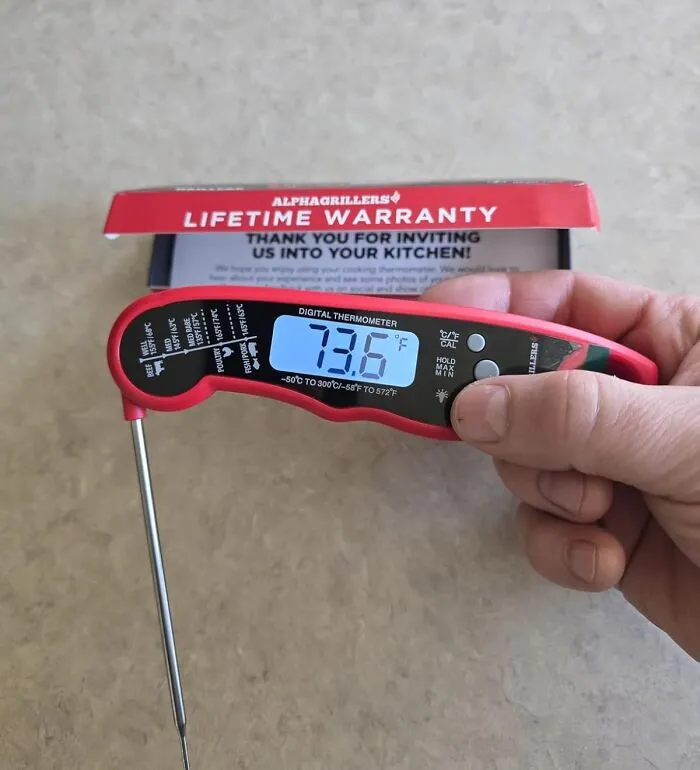 The Days Of Overcooked Steak And Undercooked Chicken Are Behind You: The <a Style="Display:inline;" Href="Https://Www.amazon.com/Thermometer-Cooking-Backlight-Waterproof-Temperature/Dp/B00s93equk?ie=utf8&linkcode=ll1&tag=bphamster-20&linkid=ac521c1953fba78d2c147d10c34dccf0&language=en_us&ref_=as_li_ss_tl" Target="_blank"><span Style="Font: Inherit; Color: #d74b1f;"> Digital Meat Thermometer </Span> Is The Kitchen Sidekick That'll Ensure Your Bbqs Are Legendary And Your Dinner Parties Are, Well, Not Poisonous