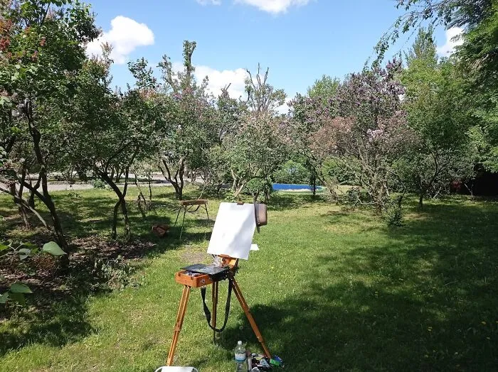 This Ukrainian Artist Captures The Essence Of Spring With Her Unique Painting Style Called “Linear Divisionism”