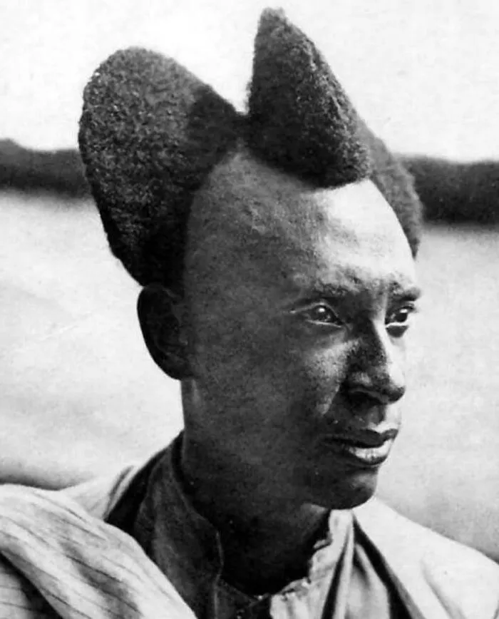 Amasunzu Was A Traditional Rwandan Hairstyle Popular In The 1920s And 1930s