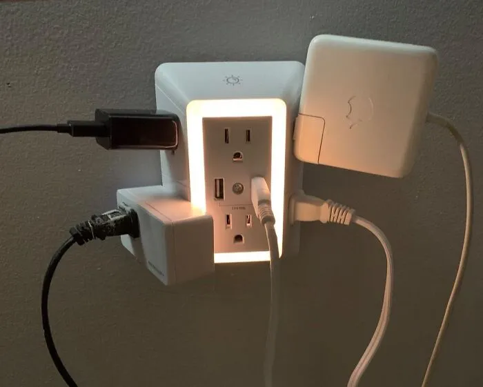 Finally, Enough Plugs For Your Streaming Stick, Game Console, Soundbar, *and* Phone Charger Without Needing A Degree In Adapter Tetris Thanks To This Affordable <a Style="Display:inline;" Href="Https://Www.amazon.com/Protector-Powrui-6-Outlet-Extender-Charging/Dp/B07ccgbb7m?ie=utf8&th=1&linkcode=ll1&tag=bpbat-20&linkid=dc4a062ed5bb2262cbcc8a8fdf43ac0e&language=en_us&ref_=as_li_ss_tl" Target="_blank"><span Style="Font: Inherit; Color: #d74b1f;"> 6-Outlet Wall Socket With Surge Protection </Span>