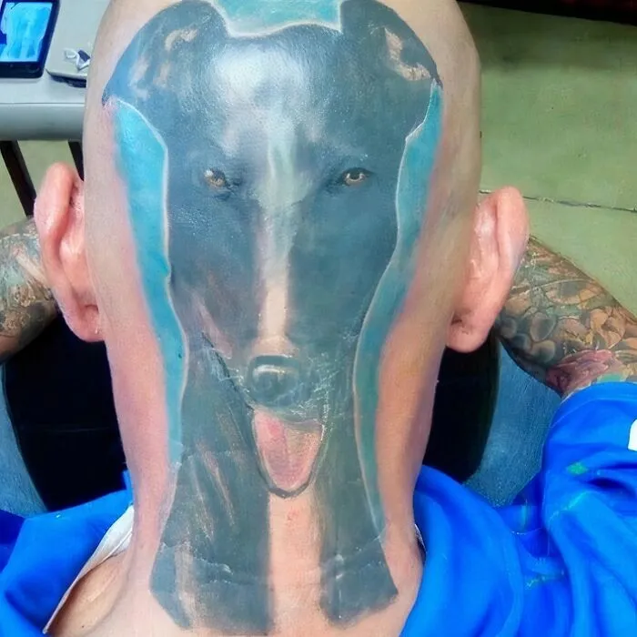 33 Personas que no se dan cuenta de lo horribles que son sus tatuajes (nuevas imágenes)