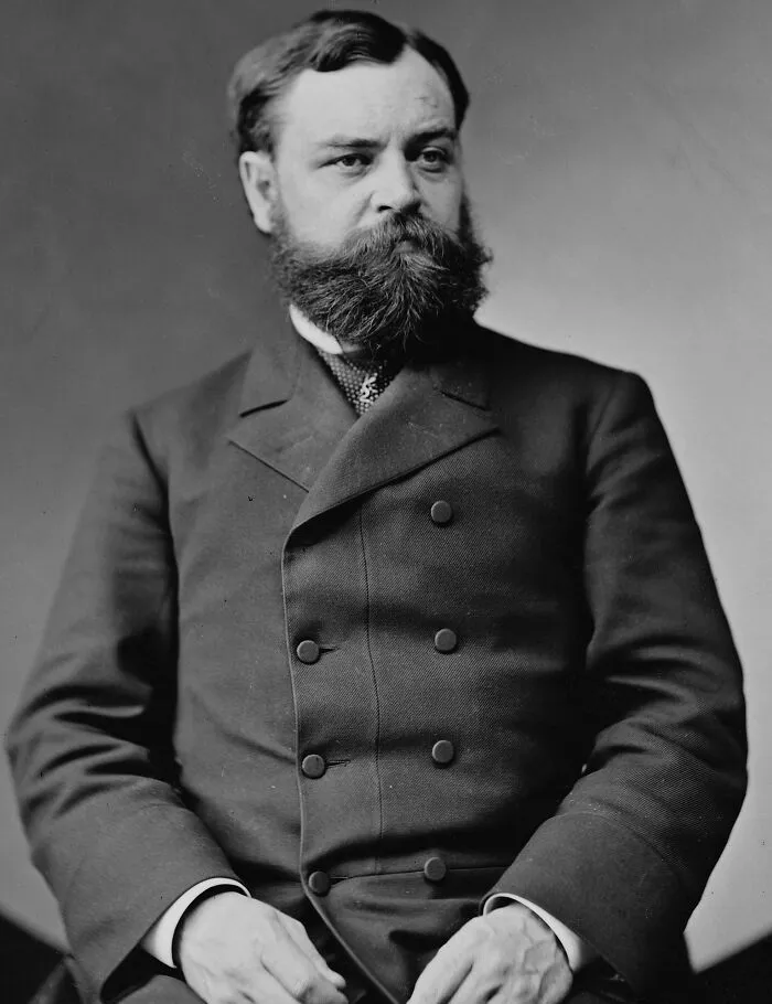 21 Jaw Dropping Coincidences Our History Books Rarely Mention
