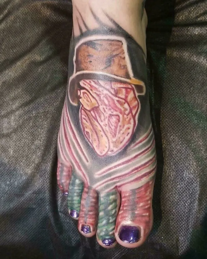 Un estudio de tatus puso esto para promocionarse