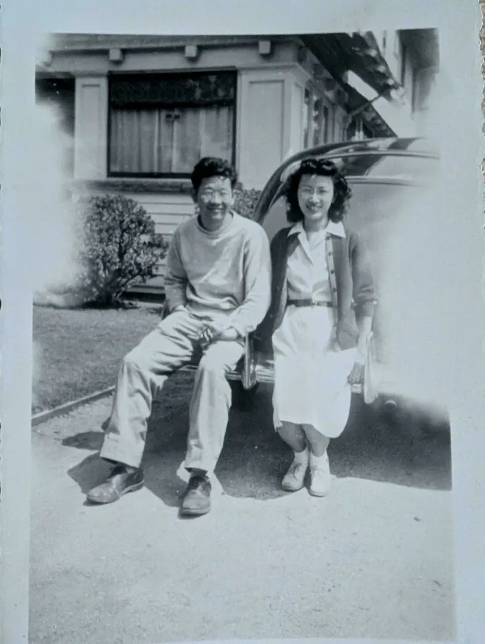Mis abuelos reconstruyendo su vida tras salir de los campos de internamiento en la 2ªGM