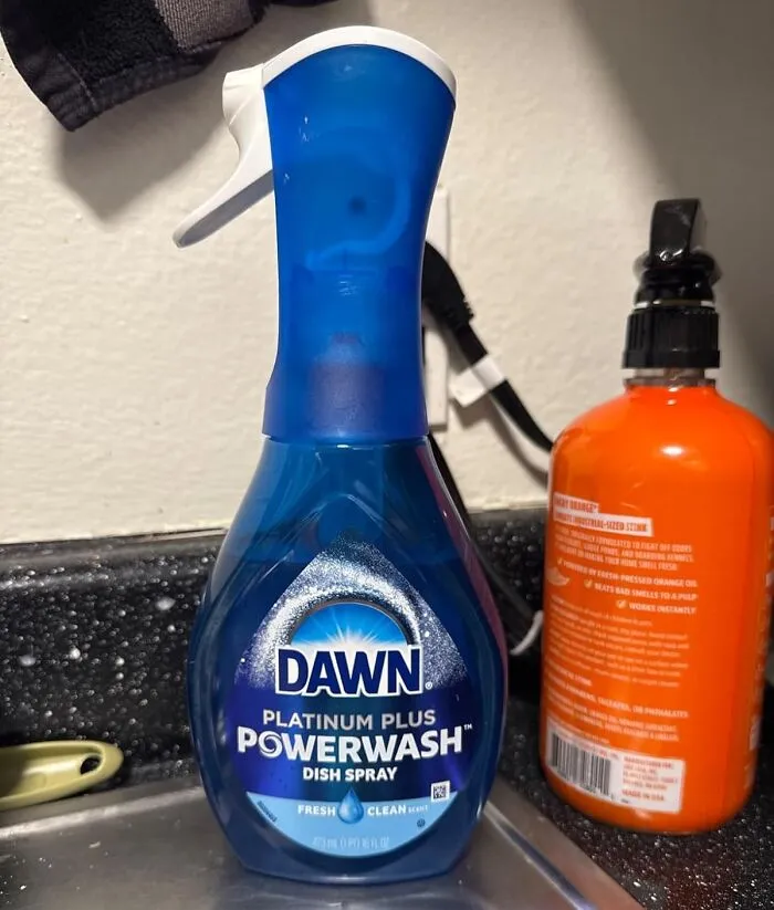 Who Needs A Fairy Godmother When This <a Style="Display:inline;" Href="Https://Www.amazon.com/Dawn-Platinum-Powerwash-Spray-Refill/Dp/B084t63vy7?ie=utf8&th=1&linkcode=ll1&tag=bpsparrow-20&linkid=fdf1f184782164a1003b4fa4fd5a4619&language=en_us&ref_=as_li_ss_tl" Target="_blank"><span Style="Font: Inherit; Color: #d74b1f;"> Dawn Platinum Powerwash Dish Spray </Span> Turns Your Crusty Pans Into Clean Royalty With Just One Magical Spritz