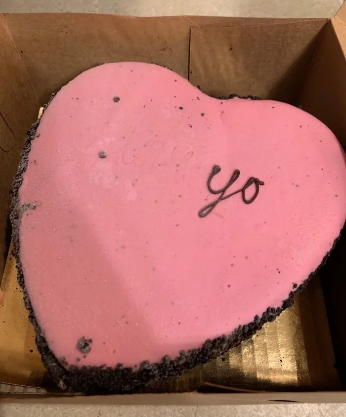 The Ice Cream Cake I Ordered For Valentine’s Day Said “I Love You” But Some Of The Letters Fell Off During Transit