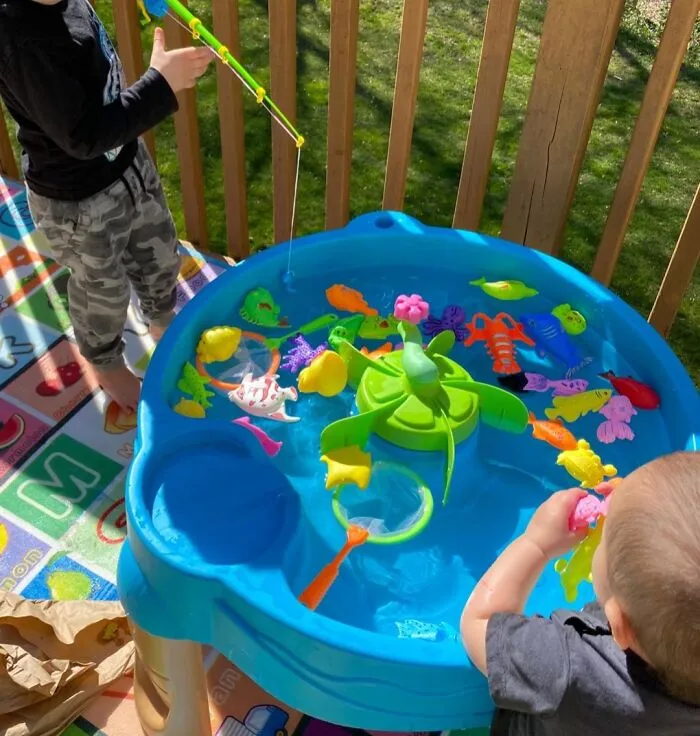 <a style="display:inline;" href="https://www.amazon.com/CozyBomB-Magnetic-Fishing-Bathtub-Floating/dp/B07B6NP36Q?ie=UTF8&th=1&linkCode=ll1&tag=bponion-20&linkId=7ecb2e9025cd1390c02053d4a460c3b0&language=en_US&ref_=as_li_ss_tl " target="_blank"> "<span Style="Font:inherit;color:#d74b1f;">Magnetic fishing game</Span> is one they always fight over." - <span Style="Font:inherit;color:#808080"> zoemurr2</Span>