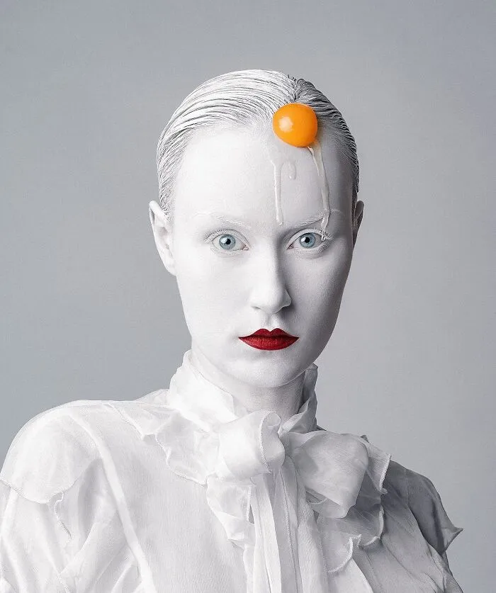 28 Times Flóra Borsi Used Photoshop To Explore Identity, Dreams, And The Unseen