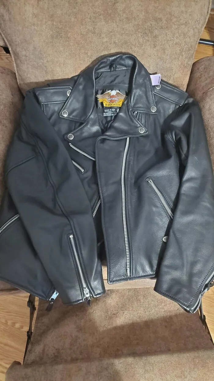 Genuine Leather Harley Davidson Jacket For 10 Dollars