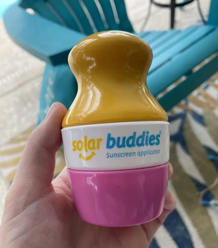 Make Putting Sunscreen On Wriggling Tiny Humans (Or Just Yourself Tbh) Slightly Less Of A Wrestling Match With <a Style="Display:inline;" Href="Https://Www.amazon.com/Solar-Buddies-Sunscreen-Applicators-Dispenser/Dp/B07ngsk5vm?ie=utf8&th=1&linkcode=ll1&tag=bpiguana-20&linkid=b47189b29df1df784ba8986798763ade&language=en_us&ref_=as_li_ss_tl" Target="_blank"><span Style="Font: Inherit; Color: #d74b1f;"> Solar Buddies Sunscreen Applicator </Span> Because The Less Mess Involved, The Happier Everyone Is