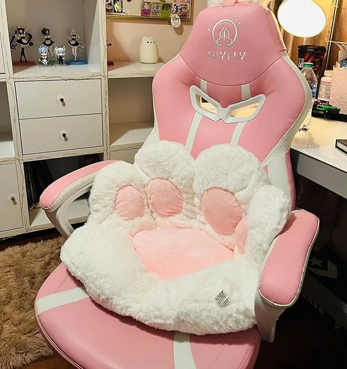 Sink Into Ultimate Comfort And Embrace Your Inner Furry Friend With This Irresistibly Soft <a Style="Display:inline;" Href="Https://Www.amazon.com/Ditucu-Cushion-Bedroom-Comfort-Building/Dp/B093bs311v?ie=utf8&th=1&linkcode=ll1&tag=bpapple-20&linkid=e8b9a574dcc7923ea3f6c9d01ad3417c&language=en_us&ref_=as_li_ss_tl" Target="_blank"><span Style="Font:inherit;color:#d74b1f;"> Plush Paw Cushion</Span>