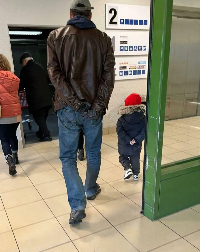 Mi sobrino camina como mi papá