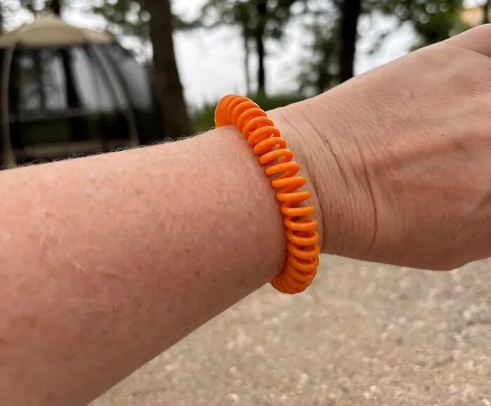 Defend Yourself From Buzzy Intruders In A Few Seconds When Putting On These <a Style="Display:inline;" Href="Https://Www.amazon.com/Cliganic-Mosquito-Repellent-Protection-Waterproof/Dp/B017g1051y?ie=utf8&th=1&linkcode=ll1&tag=bpgorilla-20&linkid=228d79d89c69f913e87f17e427797b5d&language=en_us&ref_=as_li_ss_tl" Target="_blank"><span Style="Font: Inherit; Color: #d74b1f;"> Mosquito Repellent Bracelets</Span>! You Will Spend Less Time With Itchy Battle Scars
