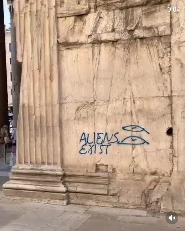 Some Trashy Tourists Painted Theories On The Pantheon In Rome