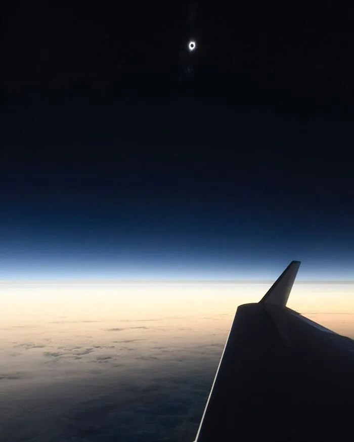 Eclipse visto desde un avión