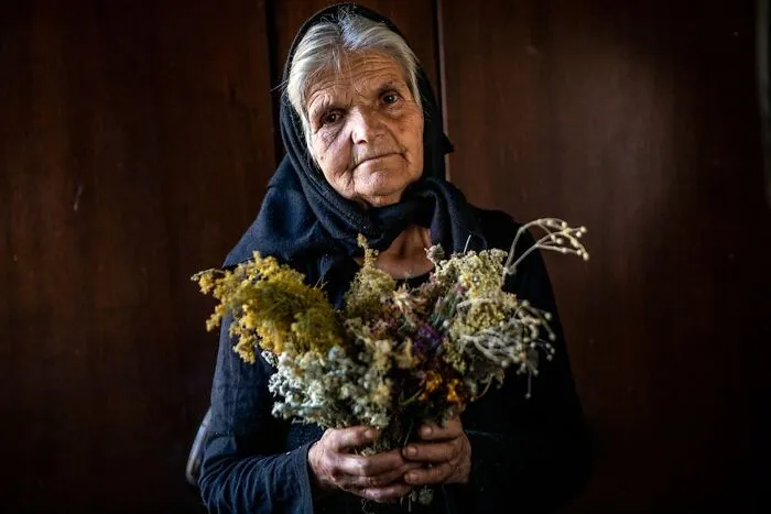 23 Powerful Images Of The World’s Invisible Women, By Michele Zousmer
