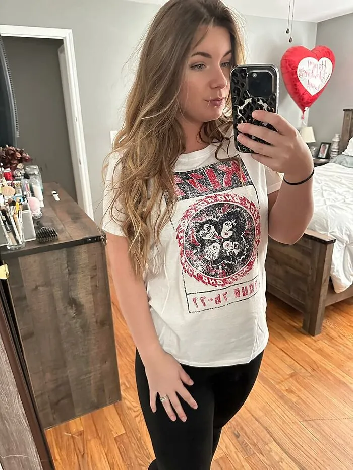 Millennials May Not Have Been Alive When The Band Was Actually Cool, But They'll Still Pay Top Dollar For A <a Style="Display:inline;" Href="Https://Www.amazon.com/Kiss-Rock-Roll-Over-T-Shirt/Dp/B07pbv2786?ie=utf8&linkcode=ll1&tag=bpgrape-20&linkid=bf1418f51382628e0b2a44a5d0d23a43&language=en_us&ref_=as_li_ss_tl" Target="_blank"><span Style="Font: Inherit; Color: #d74b1f;"> Vintage Band T-Shirt </Span>  To Prove Their Ironic Musical Taste