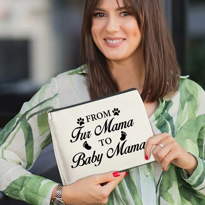 This <a Style="Display:inline;" Href="Https://Www.amazon.com/Zipper-Cosmetic-Pregnancy-Announcement-Toiletry/Dp/B0dtf2q17f?_encoding=utf8&s=bazaar&psc=1&pd_rd_w=i3cax&content-ID=amzn1.sym.f957729a-Df0f-454c-Bc2f-B23e199c38b5&pf_rd_p=f957729a-Df0f-454c-Bc2f-B23e199c38b5&pf_rd_r=7cftv8d0xvyckp0eehg1&pd_rd_wg=d66av&pd_rd_r=abcb75ed-0804-4f94-Aebb-3ba218ed16ae&pos=title&linkcode=ll1&tag=bpshark-20&linkid=19ad9e6302a9c81019dd0b0bef439aa4&language=en_us&ref_=as_li_ss_tl" Target="_blank"><span Style="Font: Inherit; Color: #d74b1f;"> First Time Mom Zipper Pouch</Span> Is The Perfect Way To Keep All Those Little Essentials Organized For Any New Parent On-The-Go