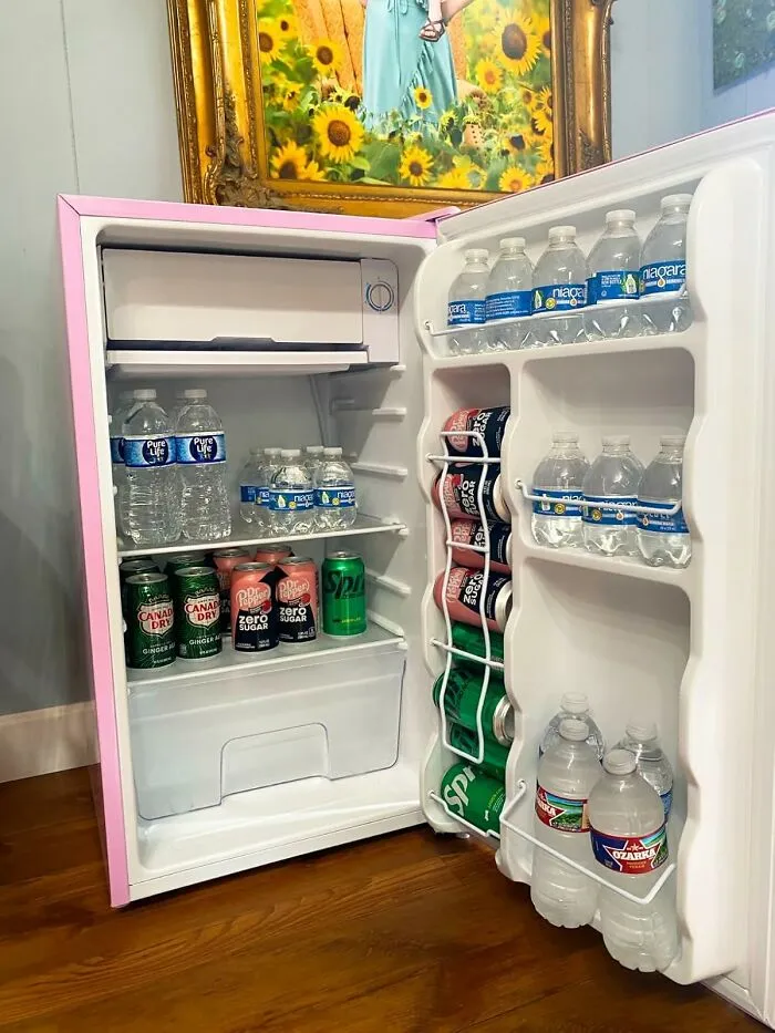 Add A Pop Of Personality To Your Space With This <a Style="Display:inline;" Href="Https://Www.amazon.com/Upstreman-Adjustable-Thermostat-Refrigerator-Blue-Br321/Dp/B0cphqzq8r?ie=utf8&th=1&linkcode=ll1&tag=bpgorilla-20&linkid=1e8c4d6f024a94a4ce194f7fc2d2701d&language=en_us&ref_=as_li_ss_tl" Target="_blank"><span Style="Font: Inherit; Color: #d74b1f;"> Colorful Mini Fridge</Span> That's Compact, Cute, And Ready To Keep Your Snacks And Drinks Chillin' In Style