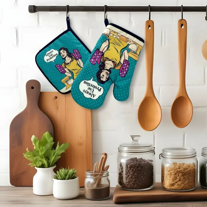 These <a Style="Display:inline;" Href="Https://Www.amazon.com/Protection-Holders-Silicone-Non-Slip-Housewarming/Dp/B0d74g5w27?crid=2n7x66bv9h2v6&dib=eyj2ijoimsj9.j6g9hokdtvm772ifl2t28pe_vppelvwrhoozahnexwjvfotixvdq_za7tax2sdvbn6xtssrxmm6laoa4i7j1zgwif7uvauc1-F2r7g59_o0_zzinppycnmaaqcadgjinlnjabrdriabg5aunrngmbtuj1sud722zbcnplaqdm8zuryrkzzs0itbynecseugx5w6e2n-E4mmiqka9of9vwmtbzvp18_gktcqpaxclnd_i1p77zcaai37c58jyc2k-Hcm7jmvaullpdukfzbnhbmv-Mb_0ubd17hd6djvshje.mzqqedlozjvlnlkws7clz6gnddknra5gphc116rxa-Q&dib_tag=se&keywords=funny+ovenmitt&qid=1745935718&sprefix=funny+ovenmi%2caps%2c274&sr=8-4&linkcode=ll1&tag=bpcow-20&linkid=187a92473331421344abc2326c9e2c83&language=en_us&ref_=as_li_ss_tl" Target="_blank"><span Style="Font:inherit;color:#d74b1f;"> "Always Use Protection" Oven Mitts </Span> Adds A Dash Of Cheeky Humor To Mom's Kitchen, Because Safety First (And Puns Second)