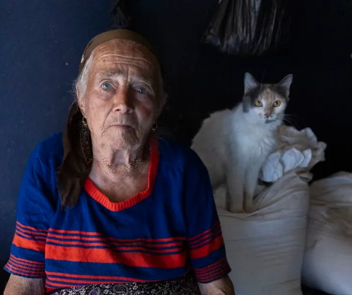 23 Powerful Images Of The World’s Invisible Women, By Michele Zousmer