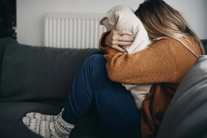 Men Open Up About 34 Things No One Told Them About Women Until They Started Dating One
