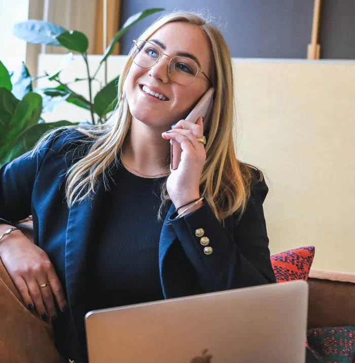 30 People Share Their Most Unhinged And Chaotic Job Interview Tips