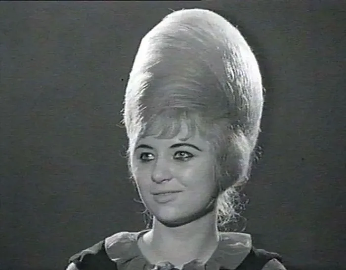 44 Outrageous Vintage Hairstyles That Required Serious Commitment