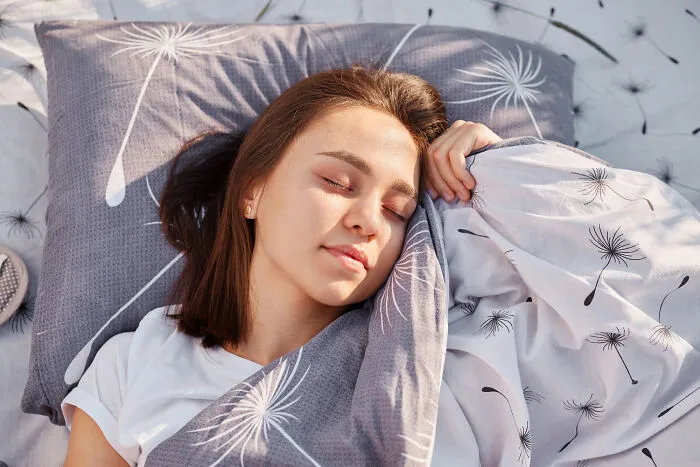 Men Open Up About 34 Things No One Told Them About Women Until They Started Dating One