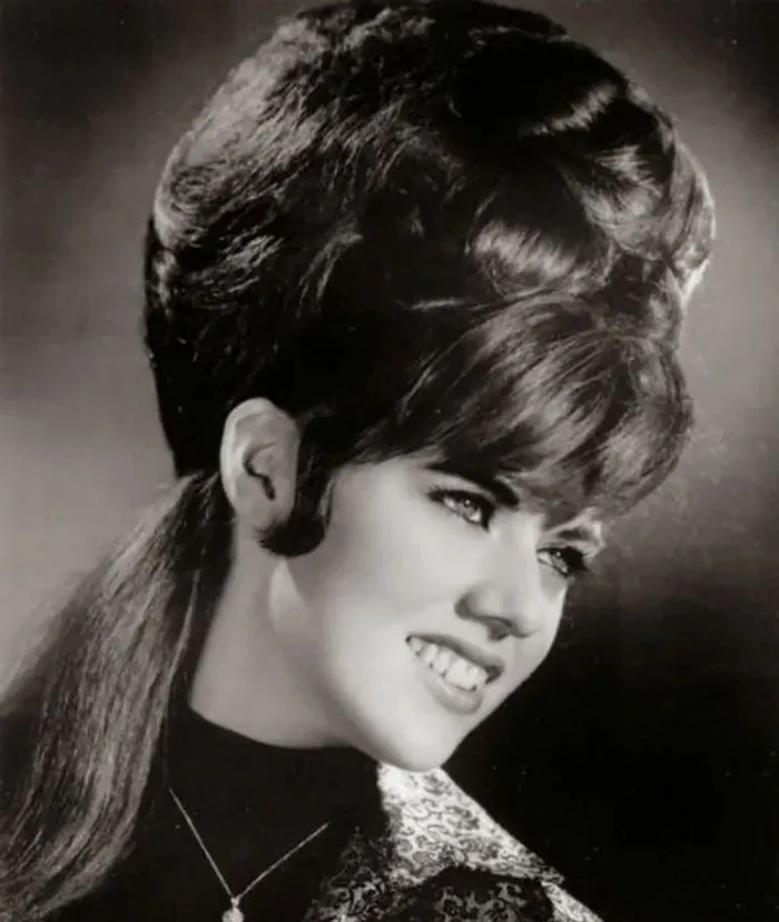 44 Outrageous Vintage Hairstyles That Required Serious Commitment