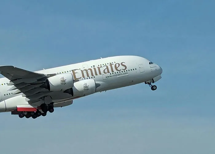 30 Outrageous In-Flight Moments That Made Everyone Regret Boarding