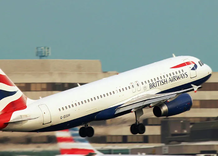 30 Outrageous In-Flight Moments That Made Everyone Regret Boarding