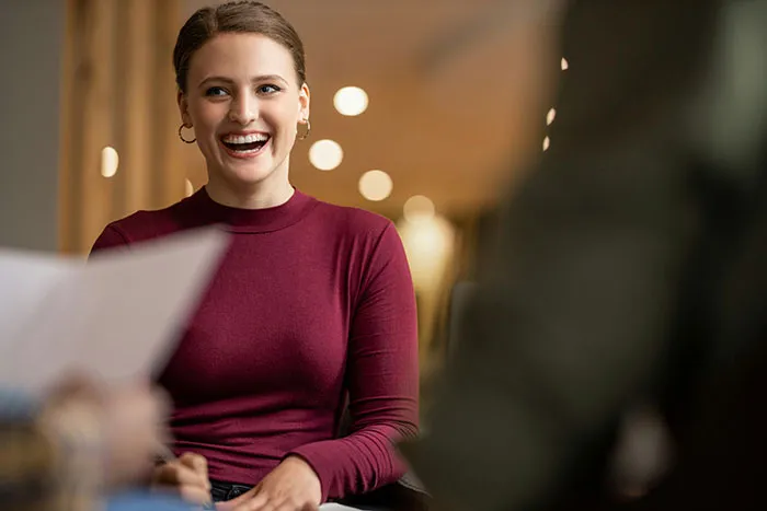 30 People Share Their Most Unhinged And Chaotic Job Interview Tips