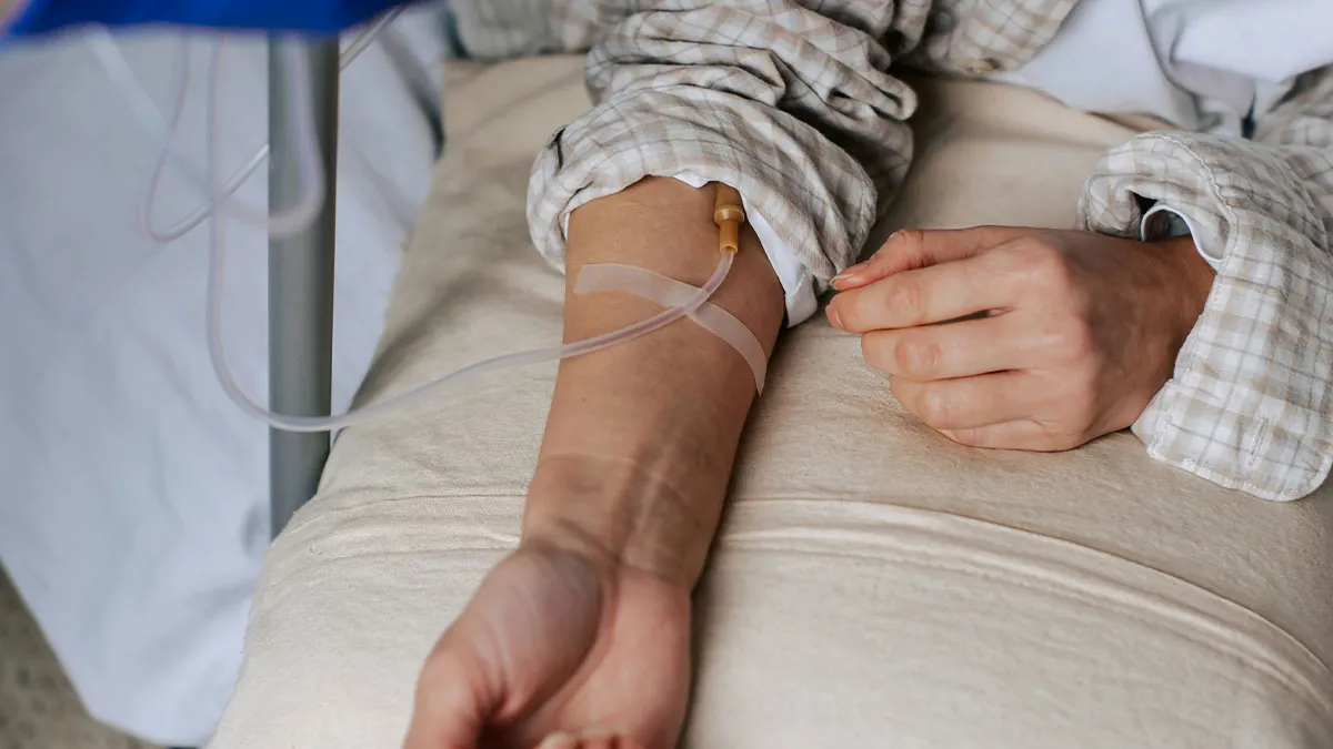 Woman Has Cancer And Will Die Soon, Takes Out Several Credit Cards Before She Goes