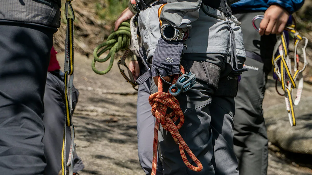 30 People Share Things That Are Not Worth It Or Even Dangerous To Buy Secondhand