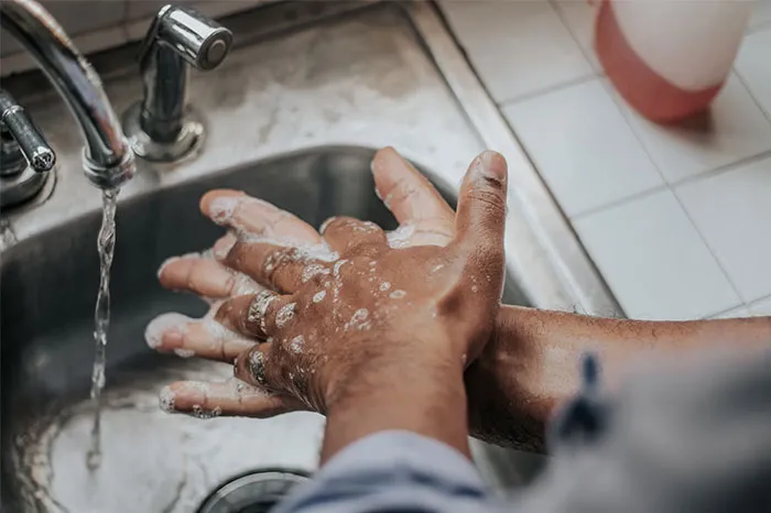 30 Seemingly Trivial Bits Of Info That Could Save Your Or Someone Else’s Life One Day