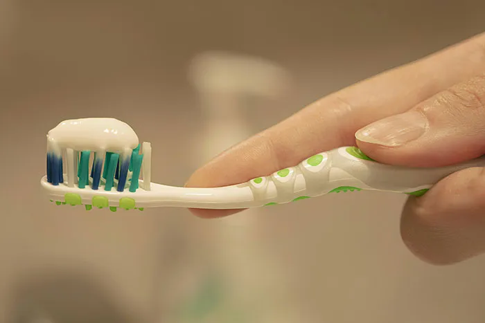30 Unhinged Beauty Hacks That Might Actually Work (Even If They Sound Ridiculous)