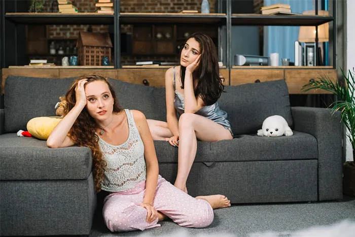 40 Brutal Stories Of Friendships That Ended In The Most Unhinged Ways