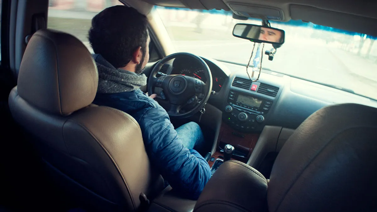 Husband Is Fed Up With Taking His Allergic-To-Driving Wife Everywhere, But She Just Won’t Start