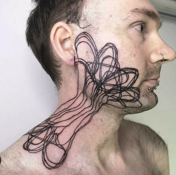 33 Personas que no se dan cuenta de lo horribles que son sus tatuajes (nuevas imágenes)