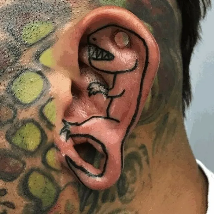 33 Personas que no se dan cuenta de lo horribles que son sus tatuajes (nuevas imágenes)