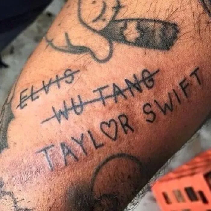 33 Personas que no se dan cuenta de lo horribles que son sus tatuajes (nuevas imágenes)