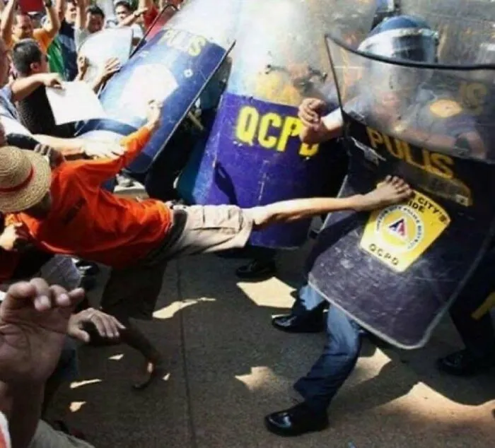 This IG Page Shares "Hard" Images, And Here's 30 Of The Most Unhinged