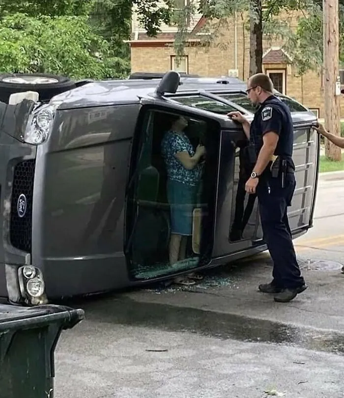 40 Funny Cursed Images That Will Break Your Brain