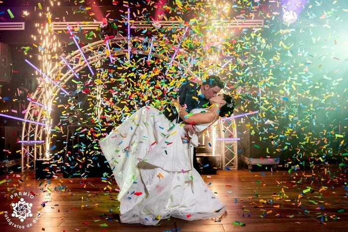 The 25 Best Wedding Photos From the 2025 Premios Fdb Awards
